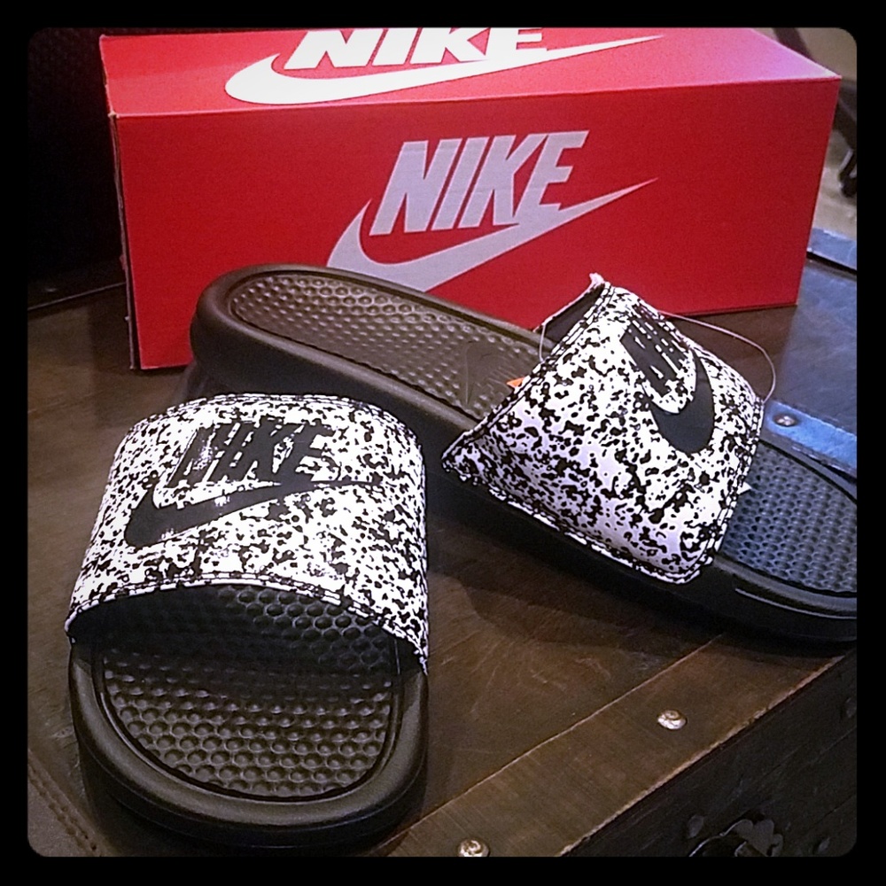 Nike Benassi JDI Print flip flops